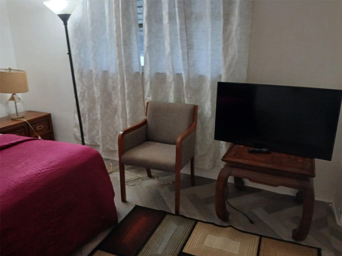 Photo - 3852 NW 34th St