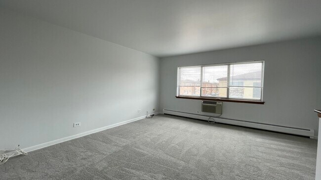 Photo - 10579 W Touhy Ave