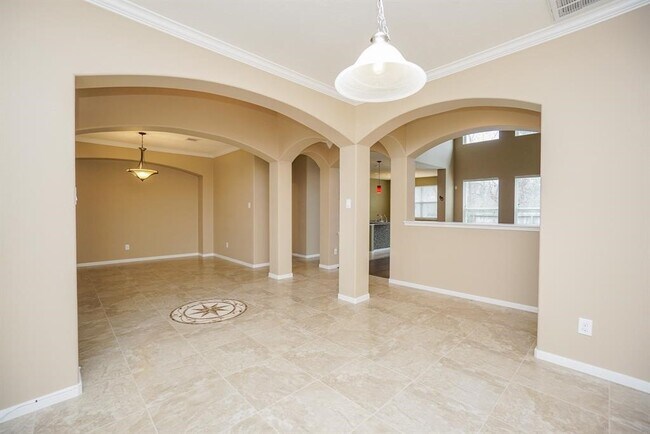 Photo - 3211 London Ln