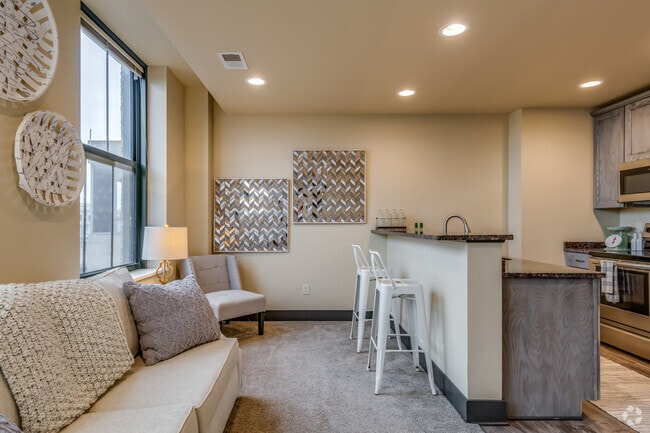 1BR, 1BA