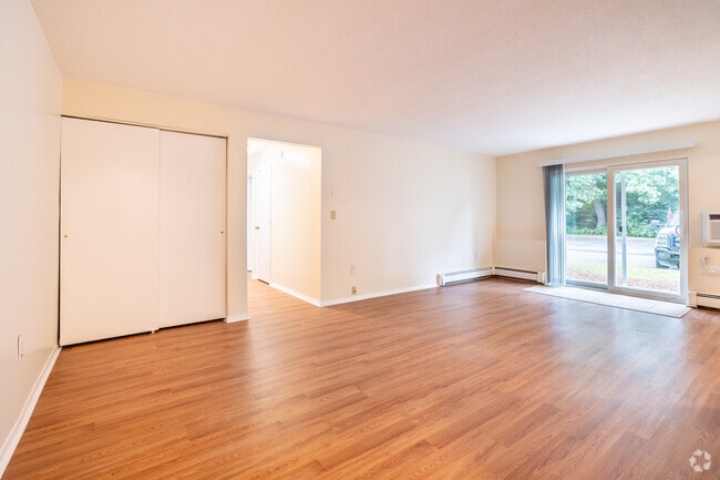 Building Photo - Stoney Brook Village Rental