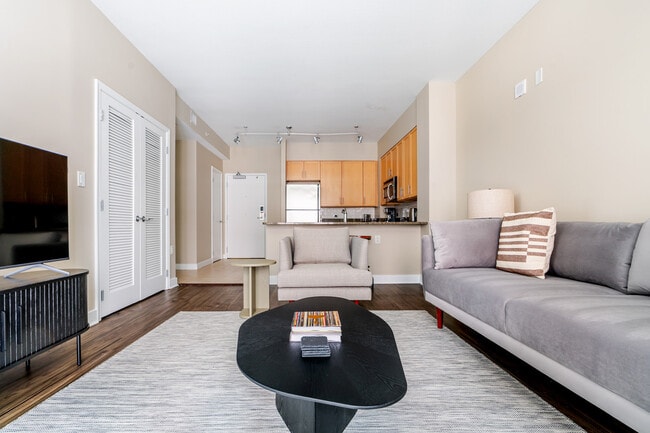 443 New York Ave NW Unit SI FL5-ID1271