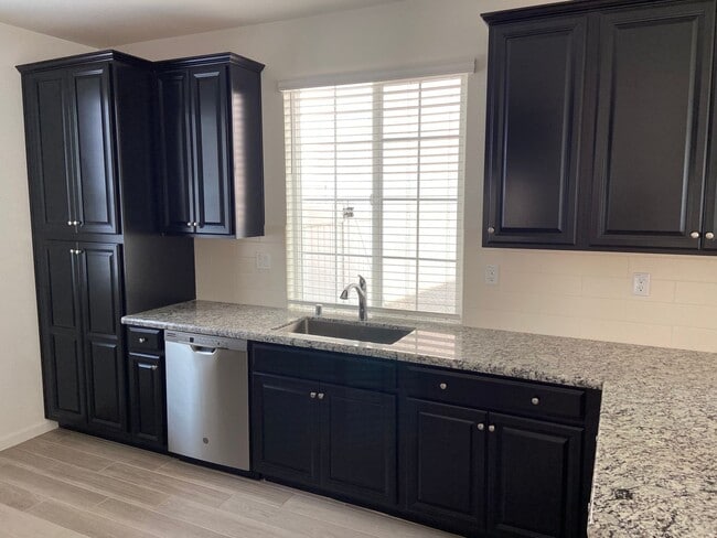 Photo - Newer solar home! 3 Bdrm, 3 Bath home off Parkside & Woodcreek Oaks Blvd