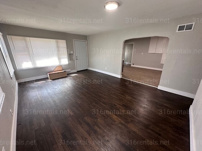 Photo - 820-822 N Belmont Ave Unit 820 N Belmont