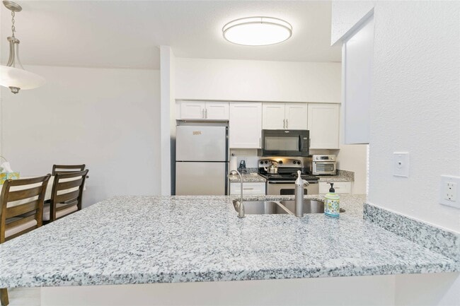 Photo - 710 Bering Dr Unidad H