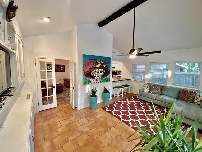 Photo - 7302 Shadywood Dr