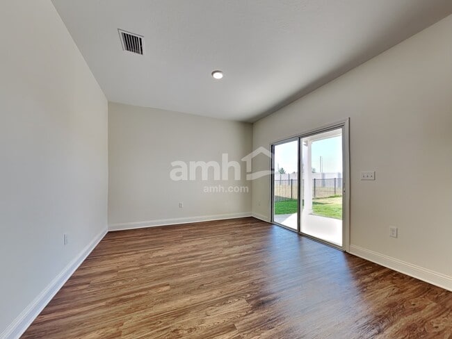 Photo - 163 Banyan Frst Dr