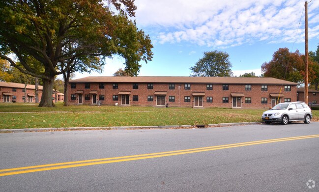 Photo - Griswold Heights Apartments