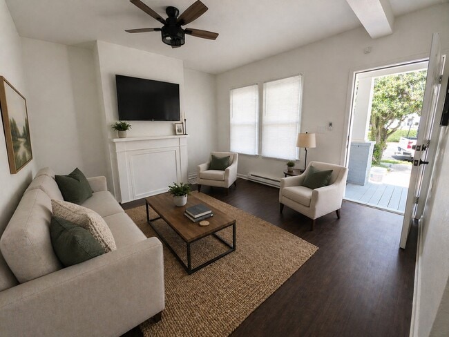 Photo - 1521 Cary Ave Unidad B