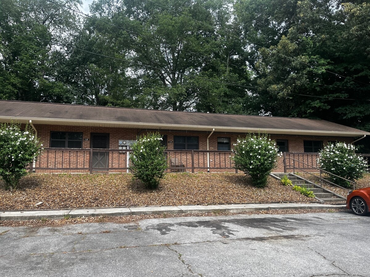 Photo - 918 Sparta Dr Townhome
