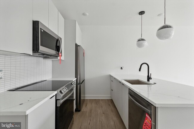 Building Photo - 139 W Chelten Ave Unit 402 Rental