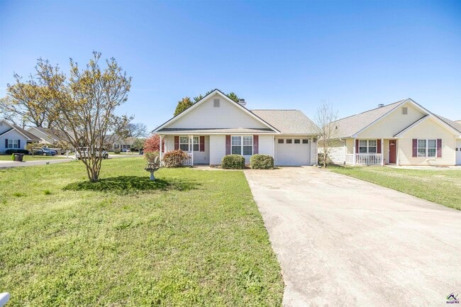 Photo - 309 Deerfield Cir