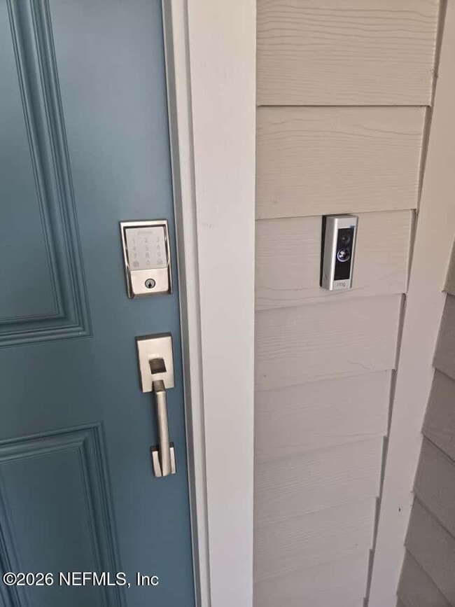 Photo - 198 Hubbard Bnd