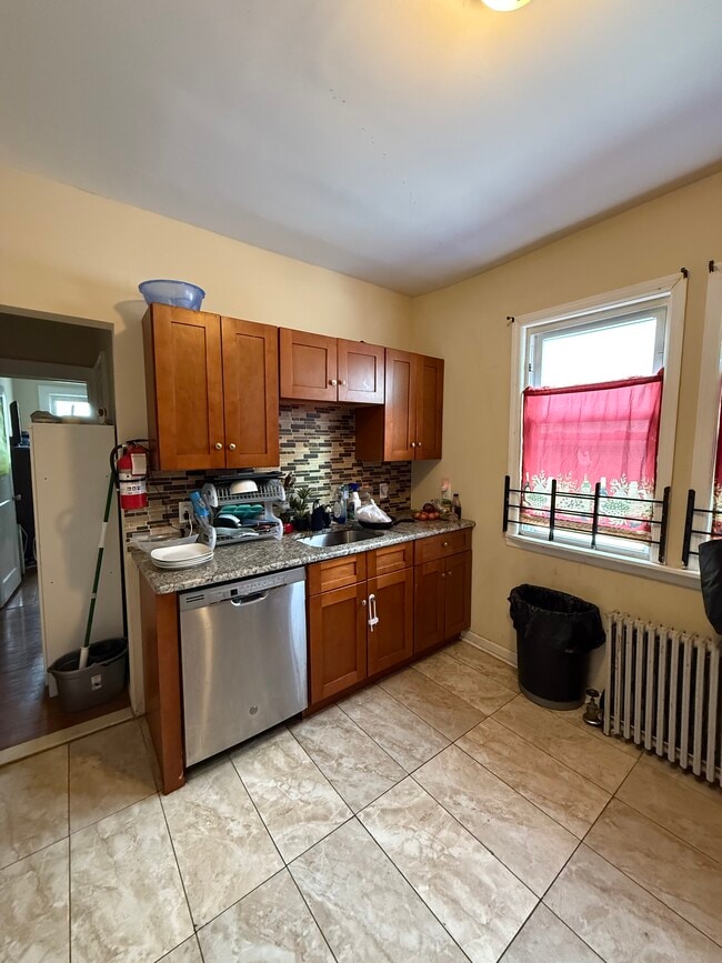 Photo - 117 Grove St