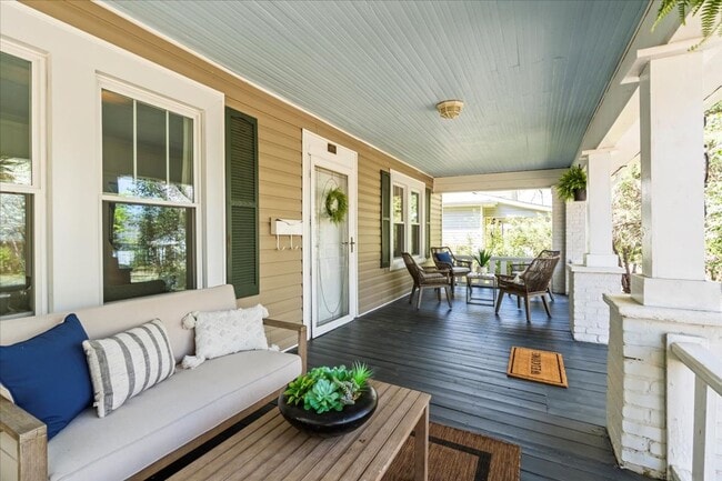 Photo - There is a Wow Factor in this Fully Renova...