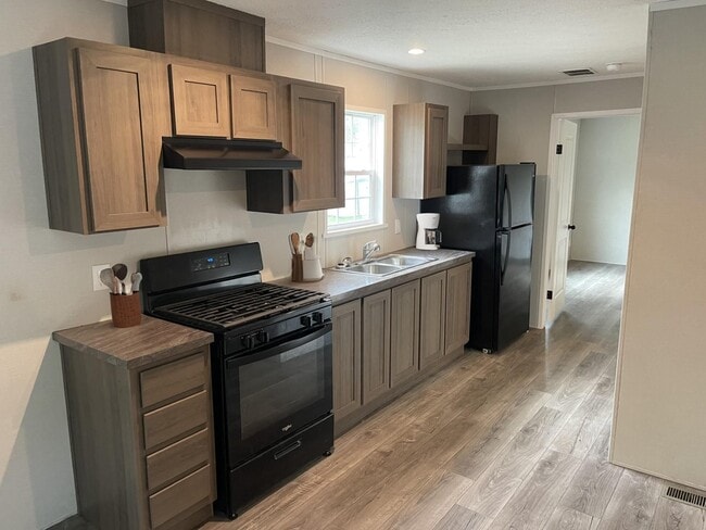 Photo - 47 Claremont St