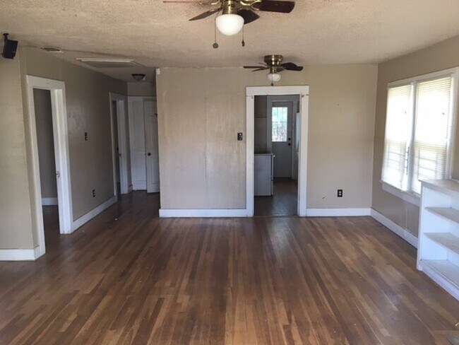Photo - 2121 17th Street
