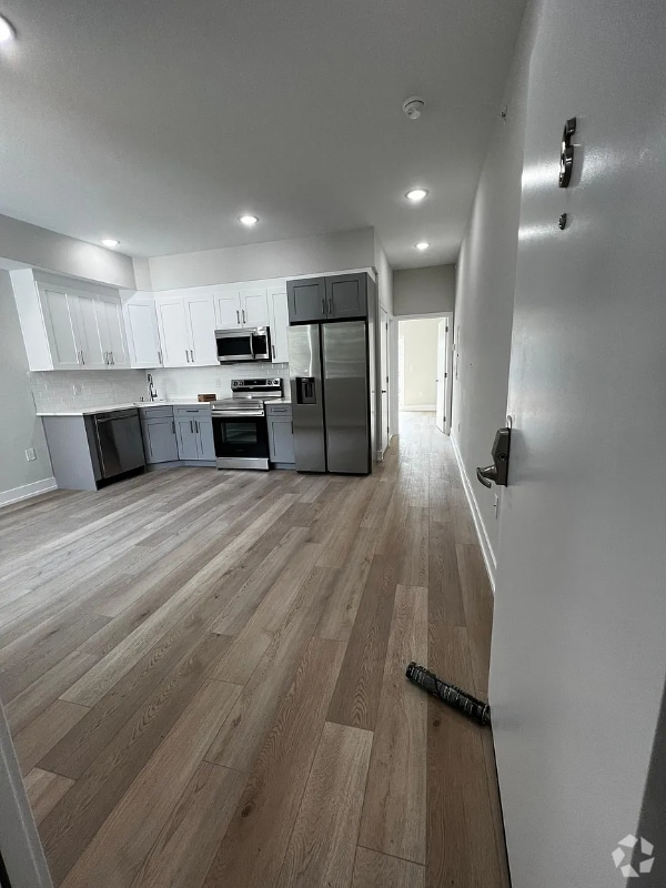 Building Photo - 719 N 35th St Rental