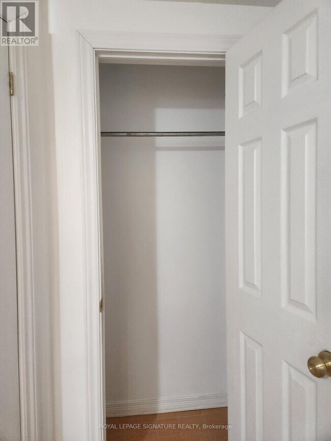 Photo - 2814 Windjammer Rd