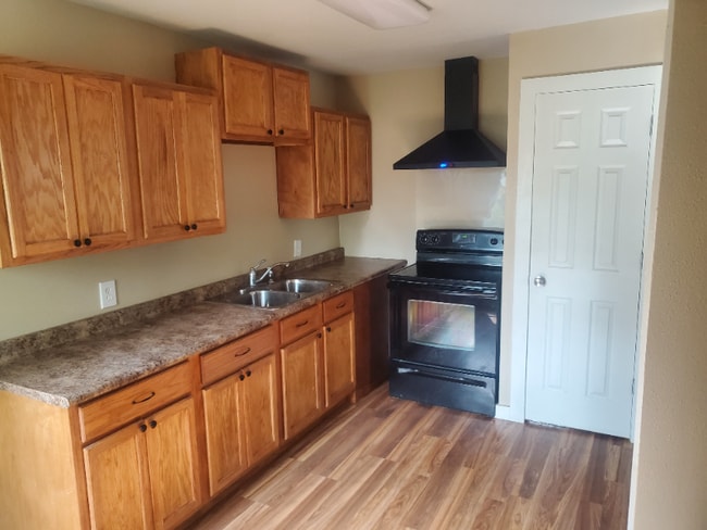 Photo - 408 N Texas St