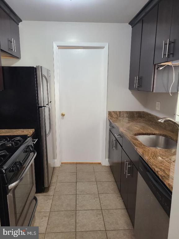 Photo - 701 Thornton Ct