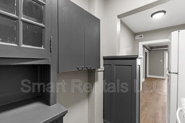 Photo - 5618 S Grand Blvd