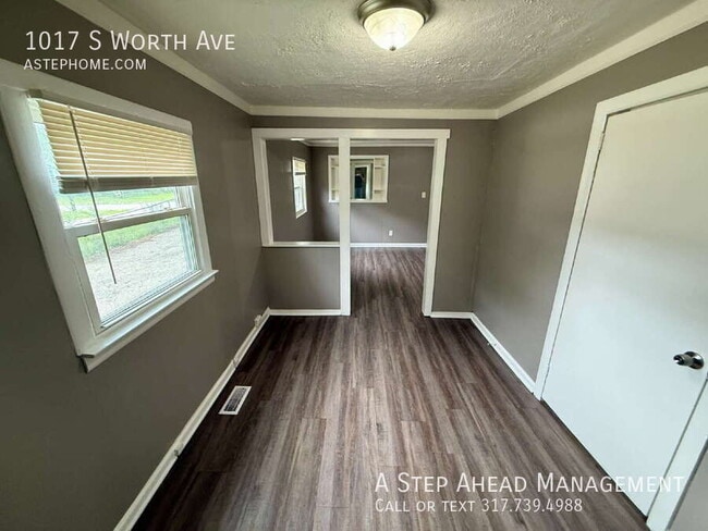 Photo - 1017 S Worth Ave