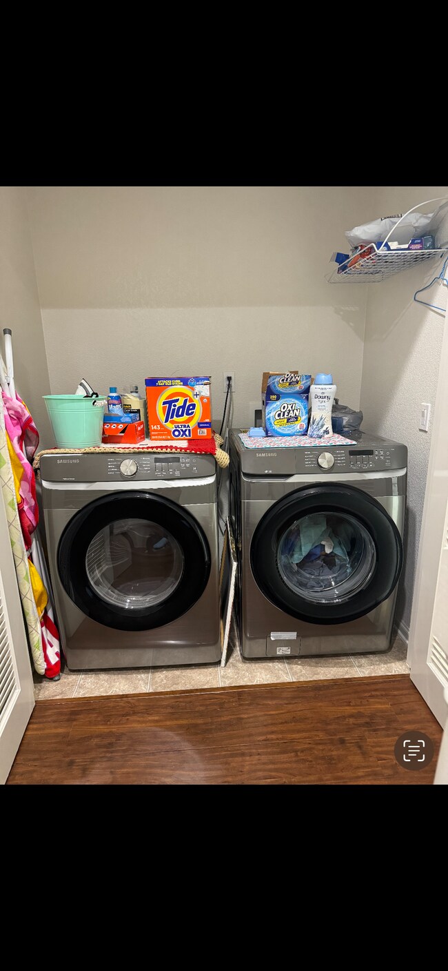 Photo - 1627 Dunlin Ave