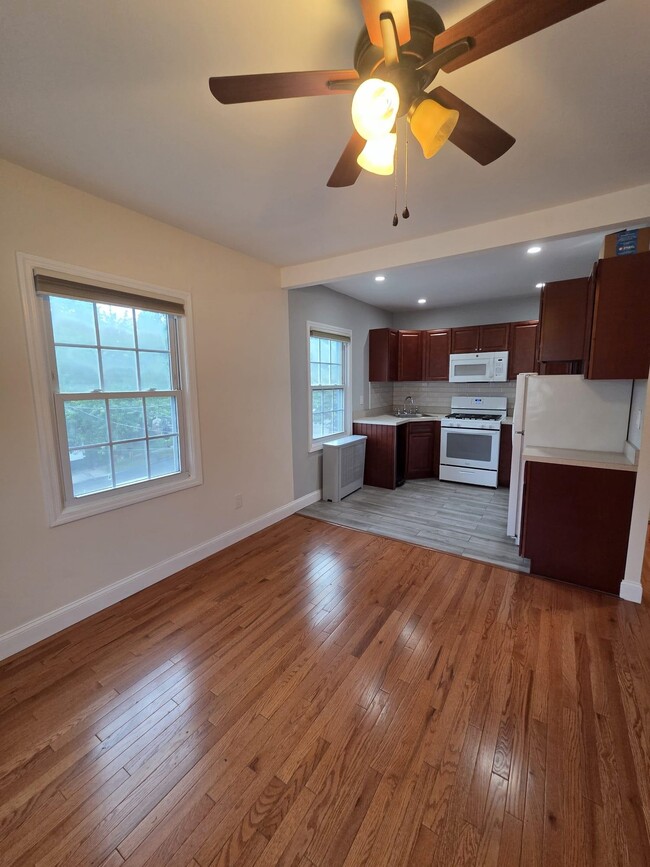 Photo - 16 Sidney Ave Unit 2nd floor