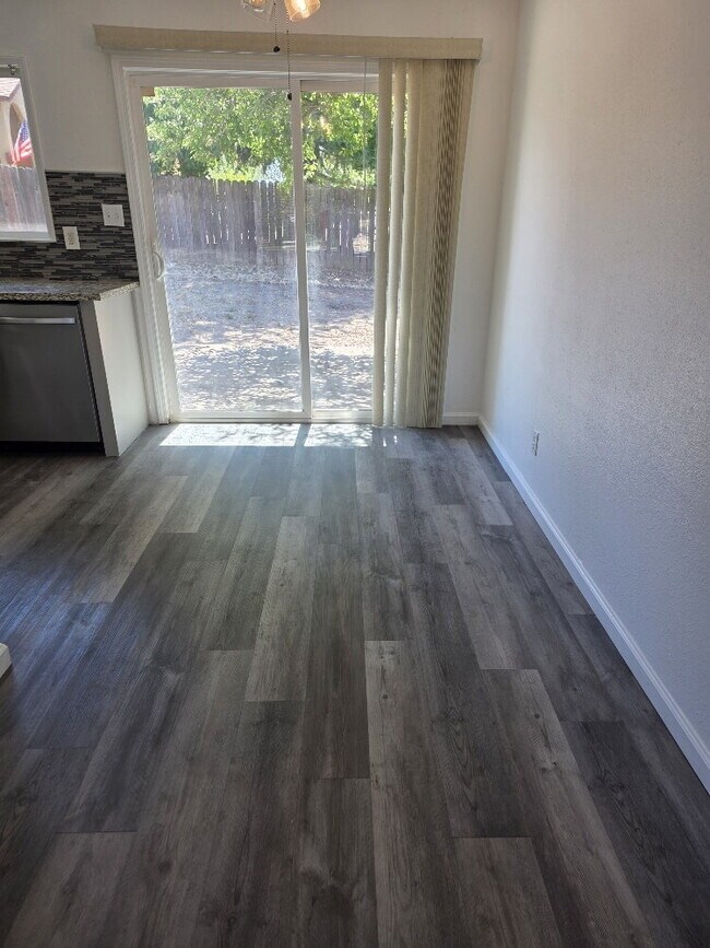 Photo - 3-Bedroom house with 2 Baths in Sacramento