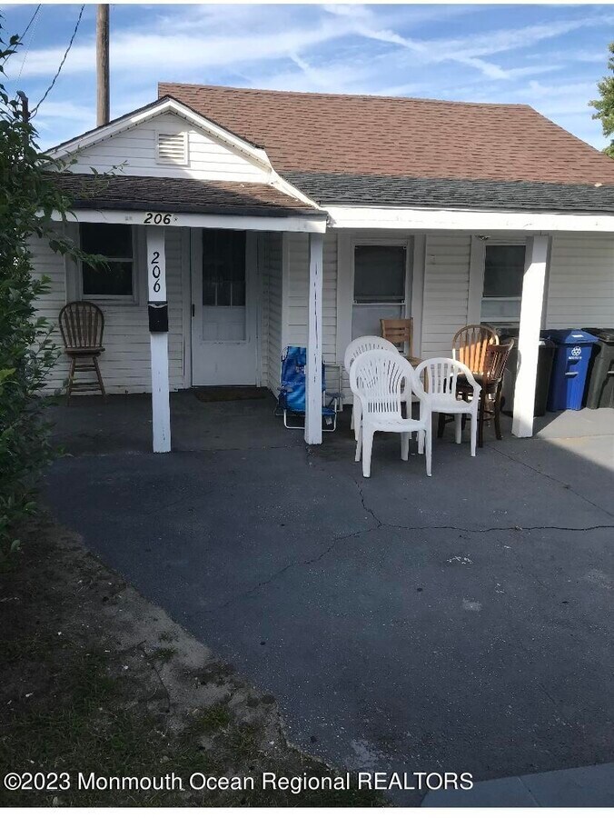 Photo - 206 16th Ave Townhome