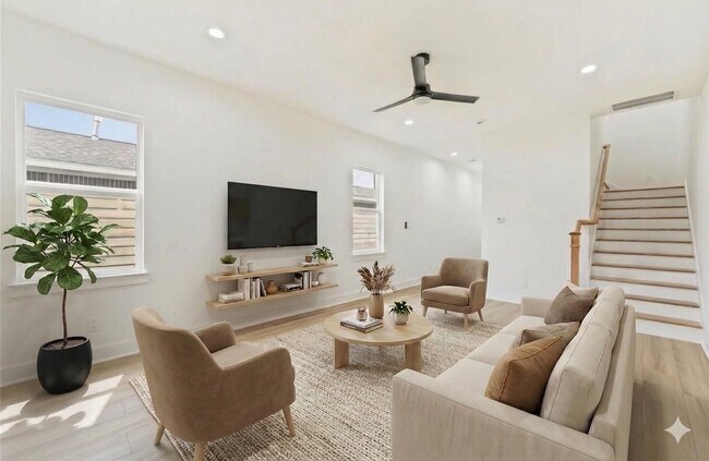 Photo - 8048 Sunbury St