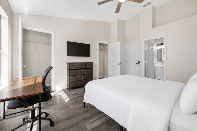 Photo - 4214 Plantation Cove Dr