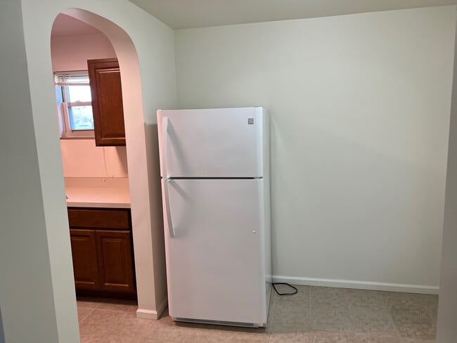 Photo - 408 N Main St