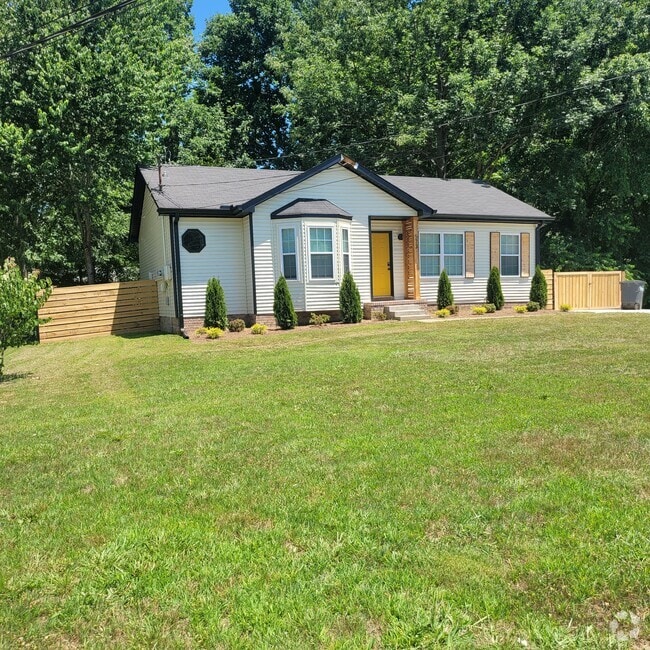 Building Photo - 573 Anita Dr Rental