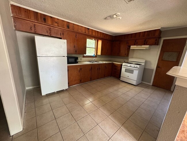 Photo - 2608 W 8th Ave