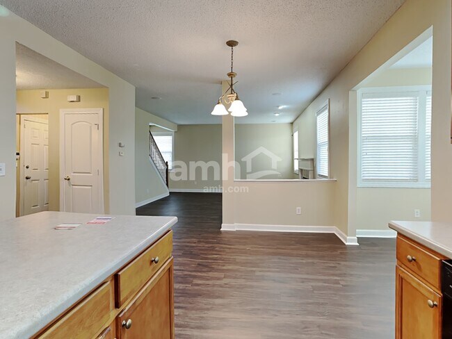 1071 Sassafras Trl