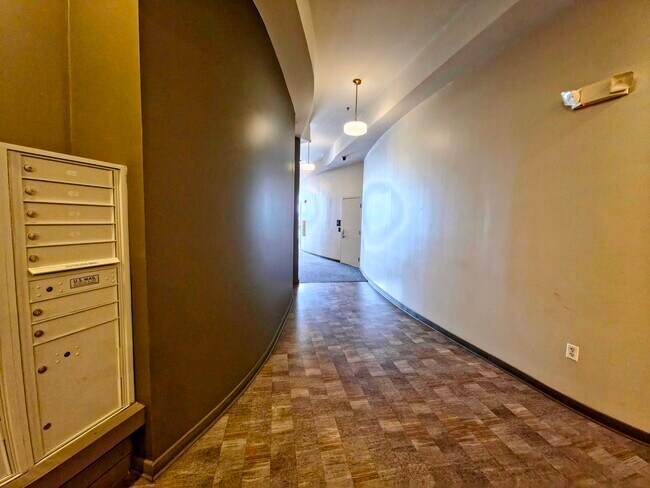 Photo - 2207 Washington Ave Unit 213