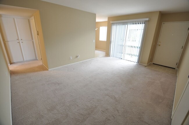 Photo - 6122 Colfax Ave Unidad 205