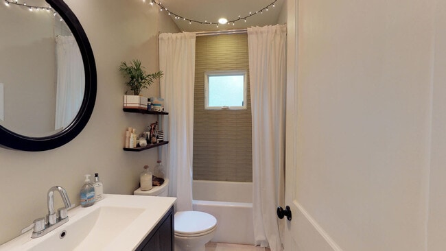 Photo - Updated Wilmore Duplex - Just Minutes to Uptown !