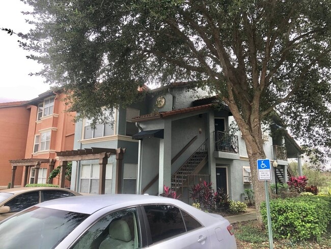 Building Photo - VM-718