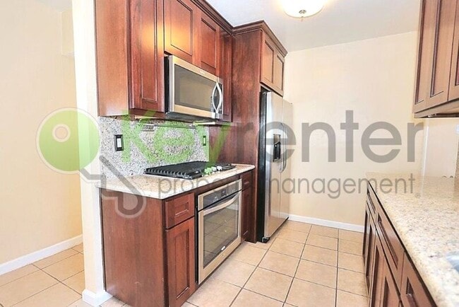 Photo - 242 Santiago Ave