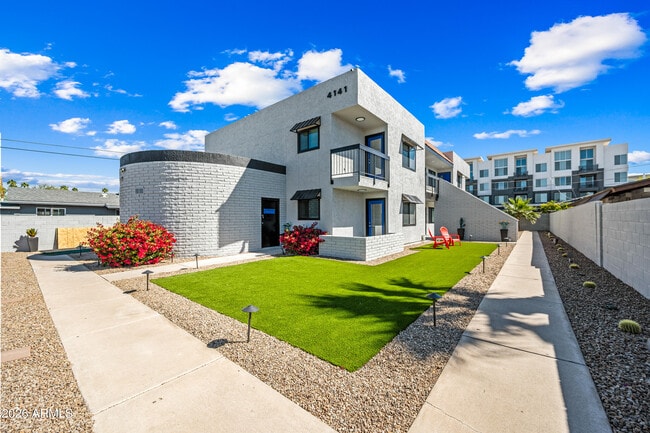 Photo - 4139 N 27th St Unidad 5