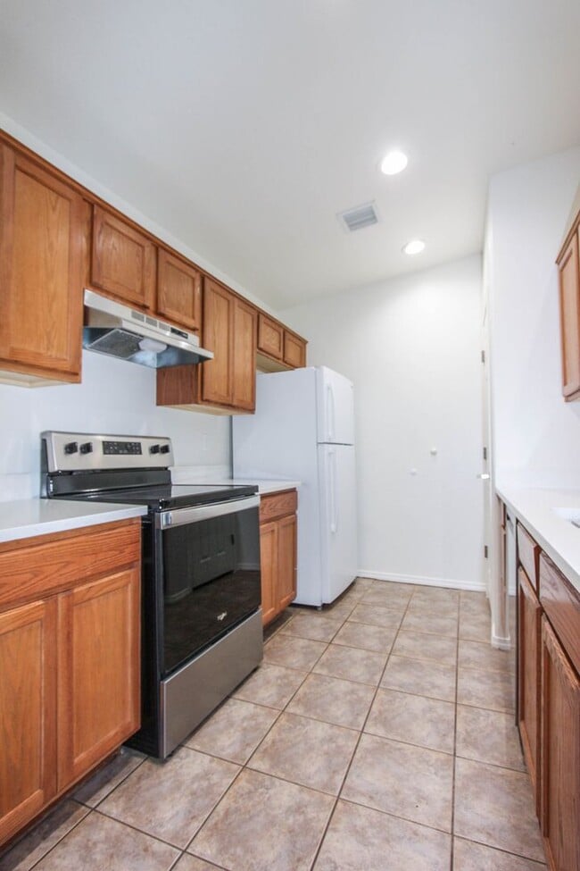 Photo - 4849 N Judy Ct Unidad #2