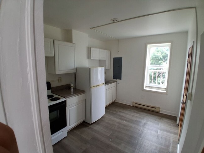 Photo - 302 Columbia St Unit 4
