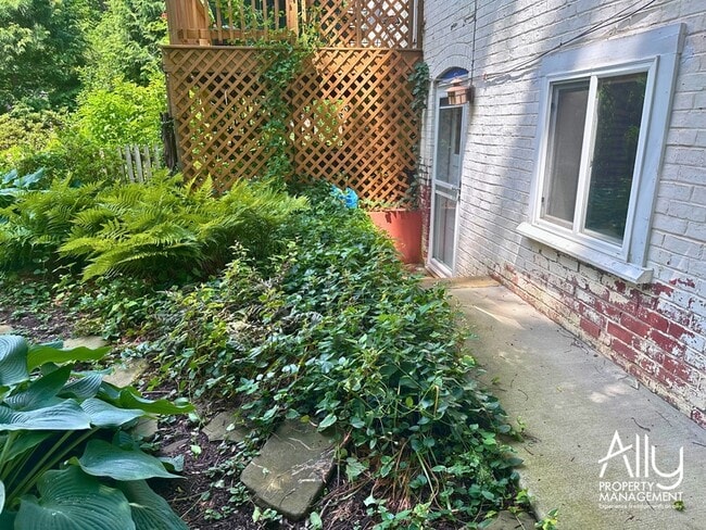 Photo - 709 Park St