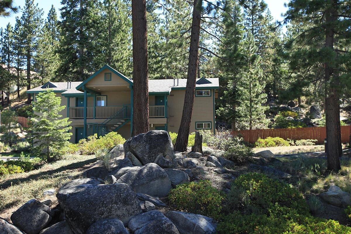 Meadowbrook Apartments - Meadowbrook Apartments