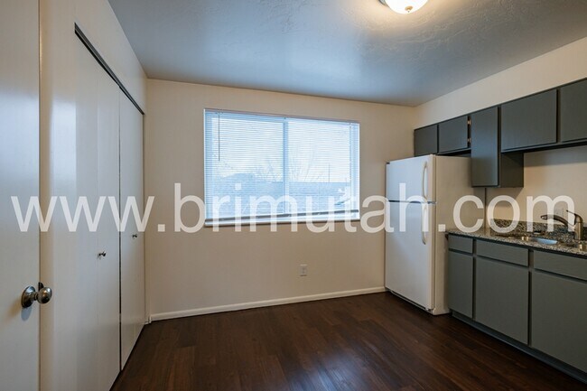 Photo - 4727 S 1300 E