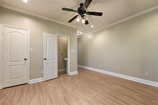 Photo - 482 Pecan Hollow St