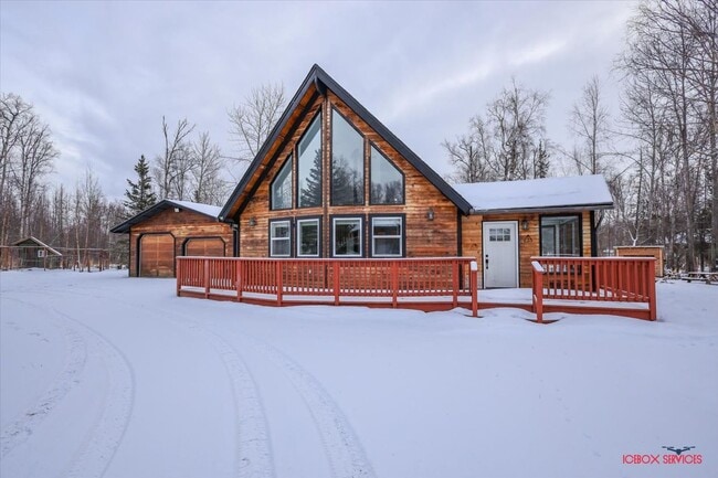 Building Photo - Enchanting Chalet-Style 3-bedroom, 2-bathroom Home!